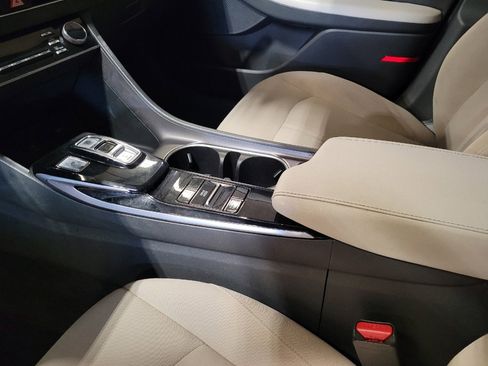 Used 2023 Hyundai Sonata SEL w/ Preferred Accessory Package FWD image 26