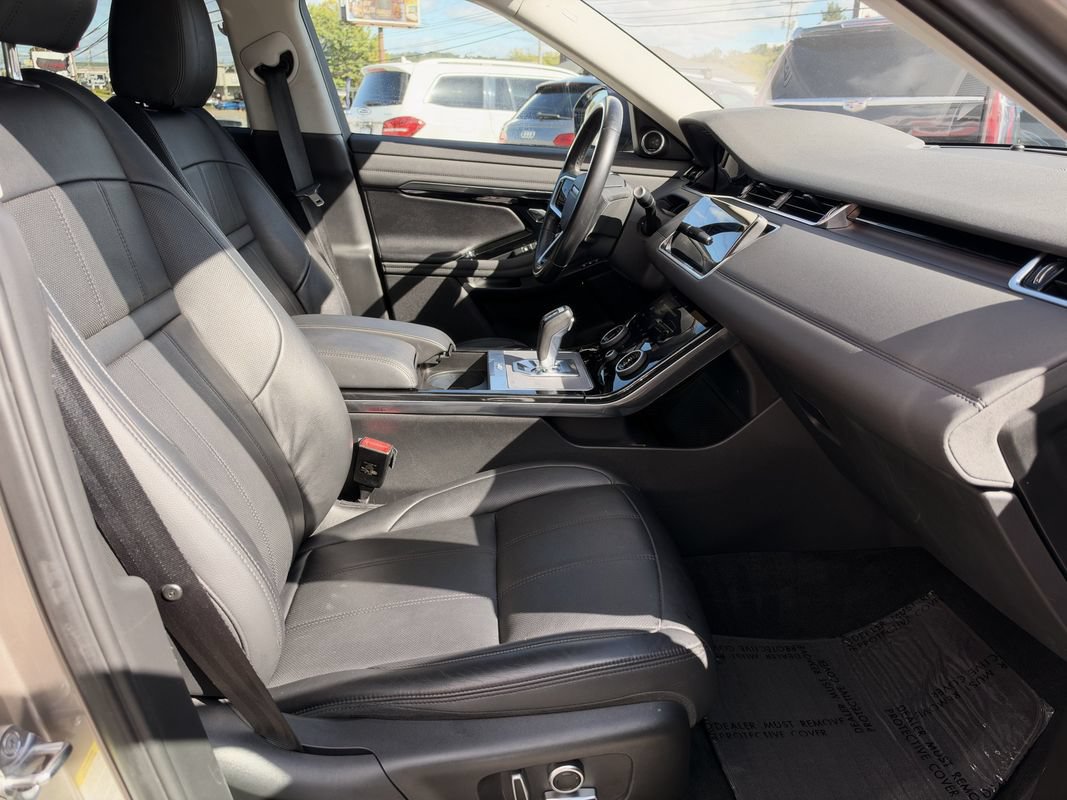 Used 2021 Land Rover Range Rover Evoque SE AWD/4WD image 15