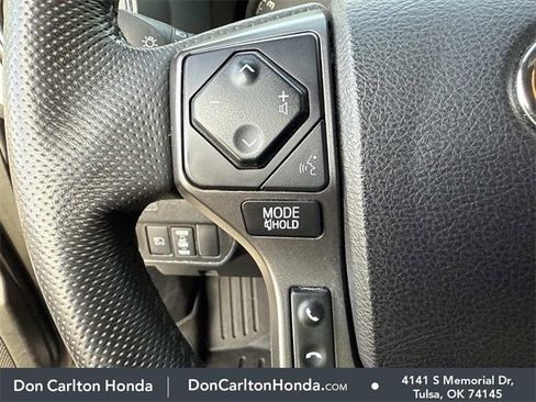 Used 2021 Toyota Tacoma TRD Off-Road image 17