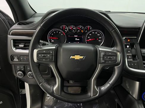 Used 2021 Chevrolet Suburban LT image 22