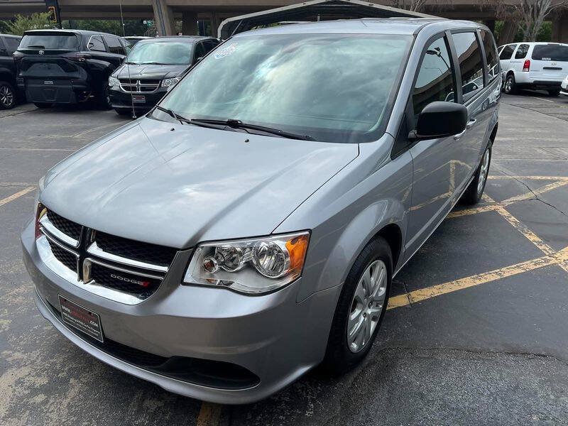 Used 2018 Dodge Grand Caravan SE w/ UConnect Hands-Free Group FWD image 7