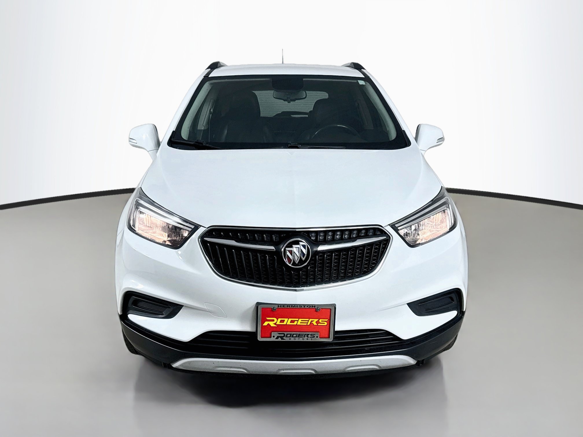 Used 2019 Buick Encore Preferred FWD image 2