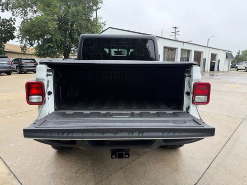 Used 2022 Jeep Gladiator Sport AWD/4WD image 34
