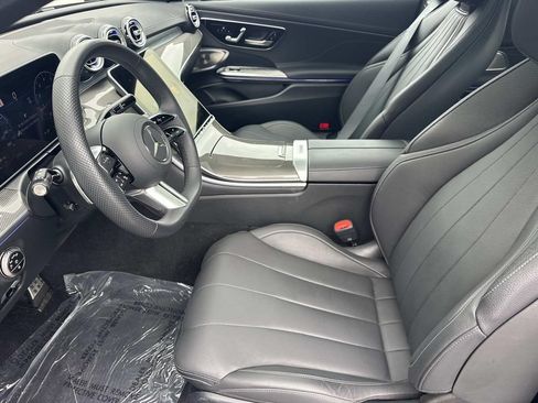 Used 2025 Mercedes-Benz CLE 300 4MATIC Coupe image 17