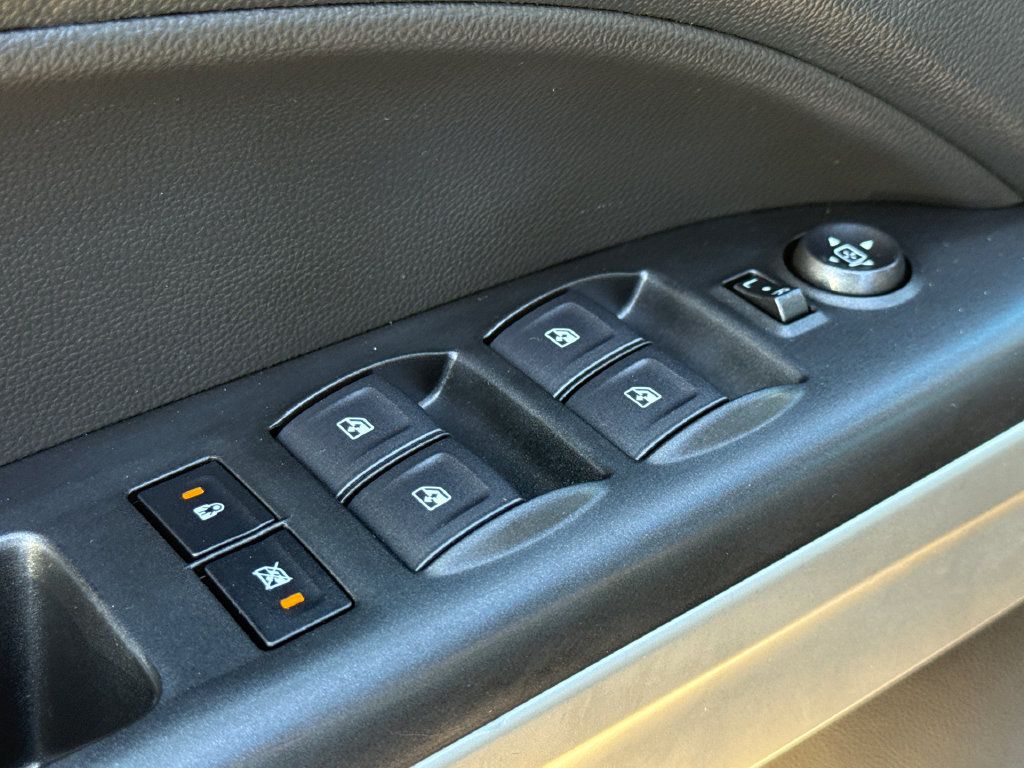 Used 2022 Chevrolet Colorado LT w/ LT Convenience Package RWD image 19