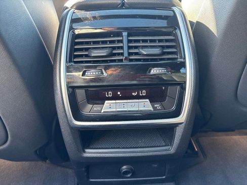 Used 2021 BMW X5 xDrive40i w/ M Sport Package image 12