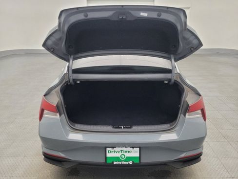 Used 2021 Hyundai Elantra SEL w/ Cargo Package image 29