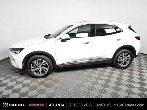 Certified 2022 Buick Envision Essence w/ Technology Package I FWD image 33