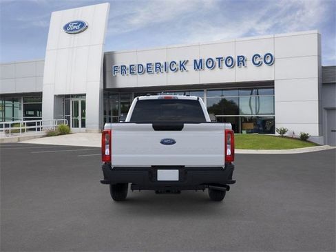 New 2026 Ford F250 XL w/ FX4 Off-Road Package image 5