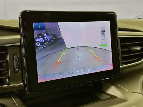 Certified 2022 Ford Explorer XLT w/ Equipment Group 202A image 28