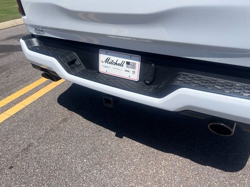 New 2026 RAM 1500 Express RWD image 10