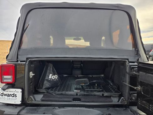 Used 2015 Jeep Wrangler Sport w/ Quick Order Package 23S image 22