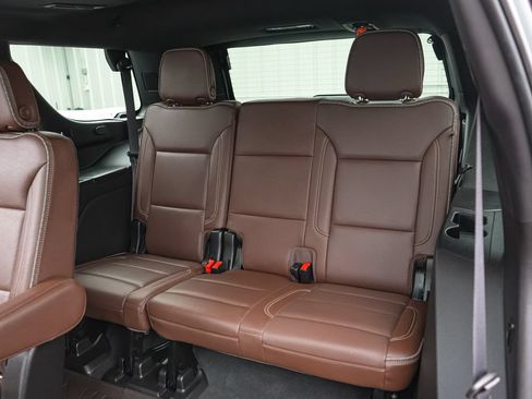 Used 2021 Chevrolet Tahoe High Country AWD/4WD image 23