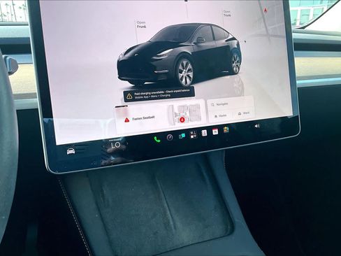 Used 2023 Tesla Model Y AWD image 35