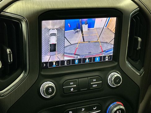 Used 2022 GMC Sierra 2500 Denali w/ Denali Ultimate Package image 24