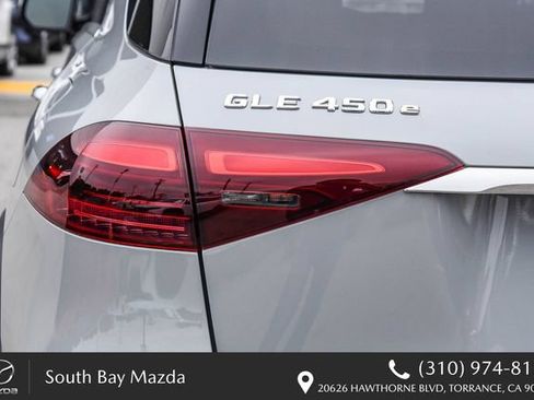 Used 2025 Mercedes-Benz GLE 450e 4MATIC image 9