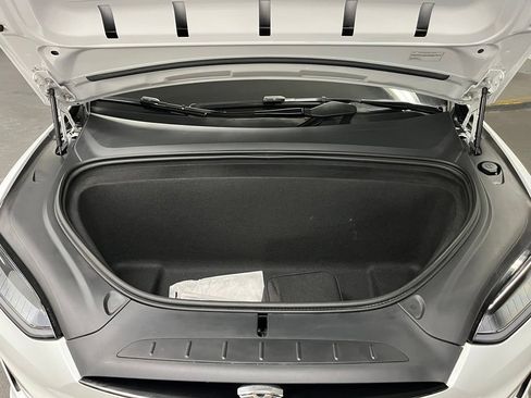 Used 2023 Tesla Model X AWD/4WD image 35