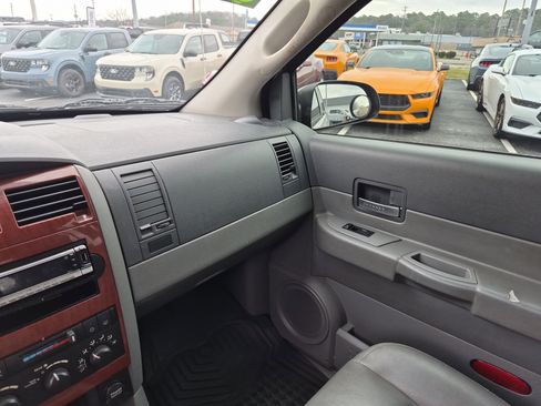 Used 2005 Dodge Durango SLT image 20