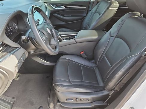 Used 2020 Buick Enclave Avenir w/ Avenir Technology Package image 17