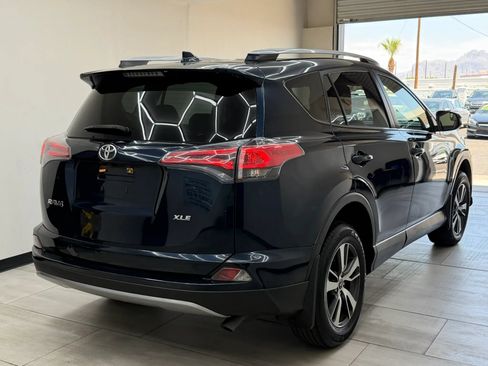 Used 2017 Toyota RAV4 XLE w/ Carpet Mat Package FWD image 9