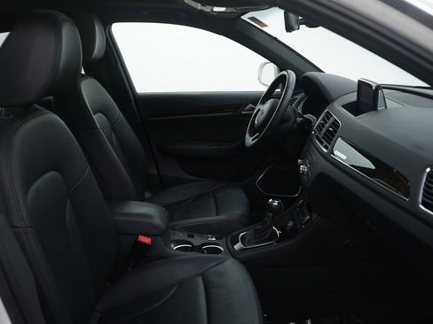 Used 2016 Audi Q3 2.0T Prestige w/ Prestige Package image 12