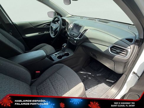 Used 2024 Chevrolet Equinox LT FWD image 27