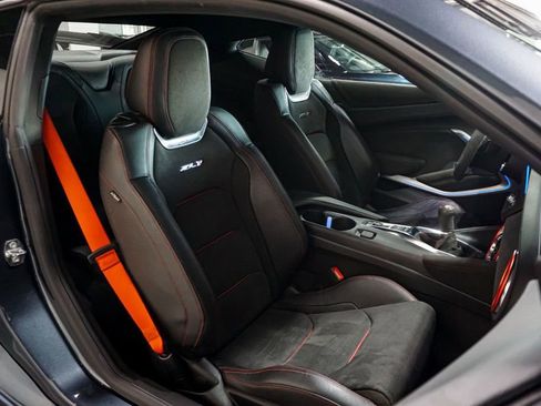 Used 2021 Chevrolet Camaro ZL1 image 37