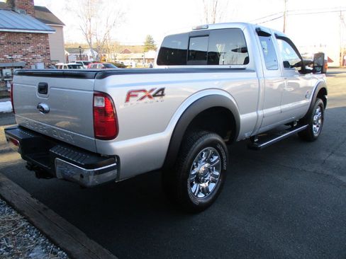 Used 2014 Ford F350 Lariat w/ Chrome Package image 9