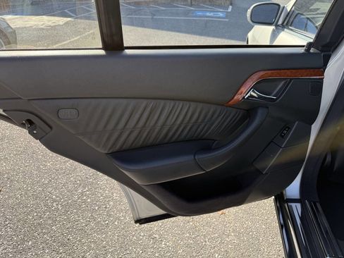 Used 2006 Mercedes-Benz S 350 image 15