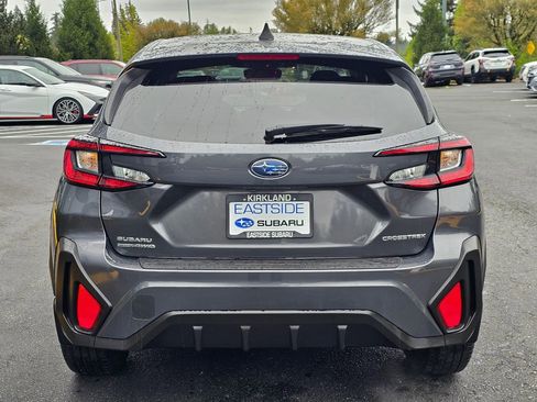 Used 2024 Subaru Crosstrek 2.0i AWD/4WD image 6