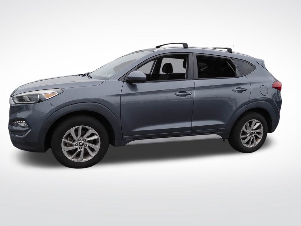 Used 2017 Hyundai Tucson SE w/ SE Popular Package 02 AWD/4WD image 4