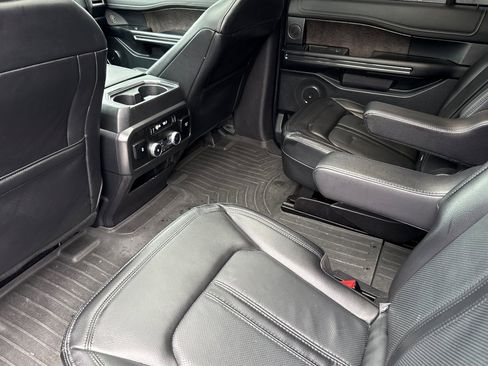 Used 2021 Ford Expedition Max Limited image 14