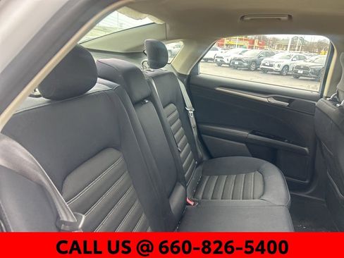 Used 2013 Ford Fusion SE image 6