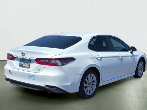 Used 2022 Toyota Camry LE image 7