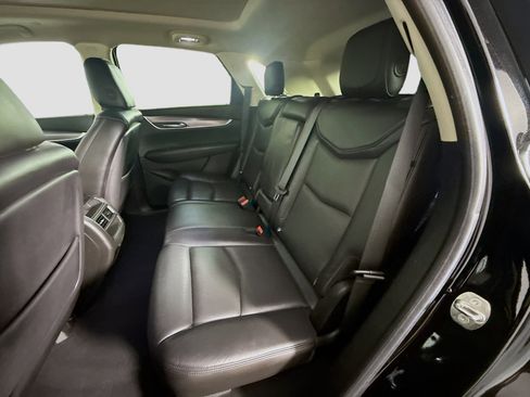 Used 2018 Cadillac XT5 Luxury w/ Driver Awareness Package image 25