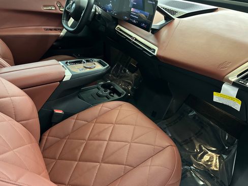 Certified 2024 BMW iX xDrive50 w/ Sport Package image 32