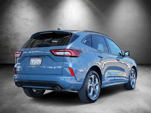 Used 2023 Ford Escape ST-Line w/ Equipment Group 301A FWD image 3