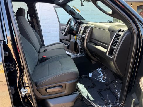 Used 2023 RAM 1500 Warlock AWD/4WD image 16