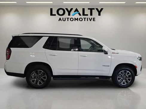 Used 2024 Chevrolet Tahoe Z71 w/ Luxury Package AWD/4WD image 11