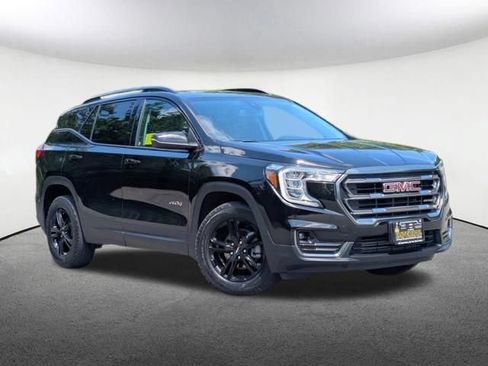 Used 2022 GMC Terrain AT4 AWD/4WD image 2