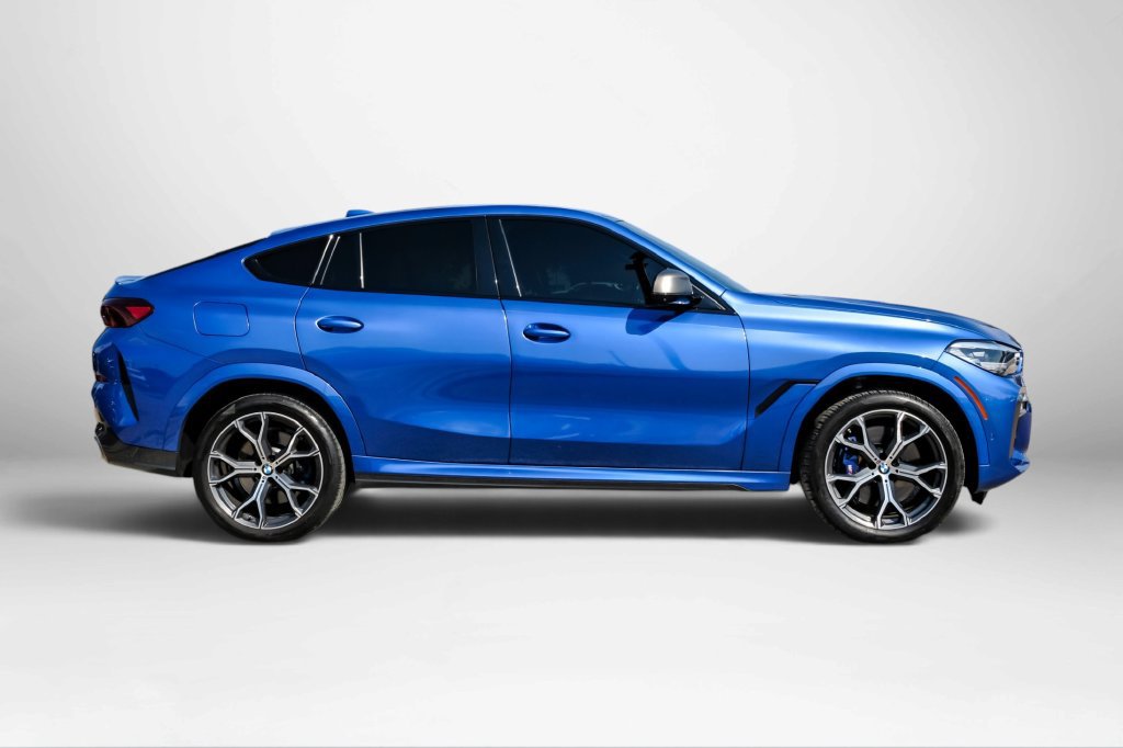 Used 2020 BMW X6 M50i w/ Premium Package AWD/4WD image 5