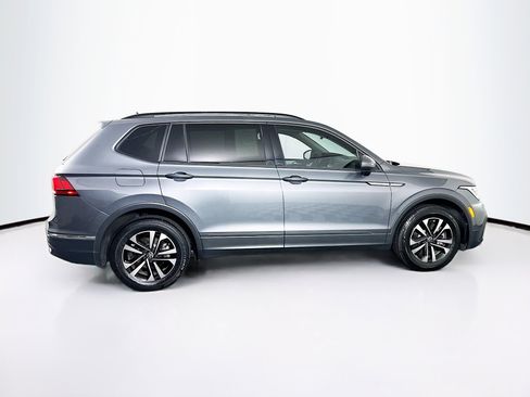 Used 2023 Volkswagen Tiguan S image 10