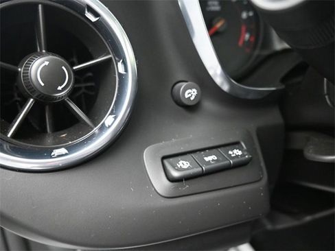 Used 2020 Chevrolet Camaro ZL1 image 20