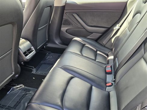Used 2019 Tesla Model 3 Long Range image 11