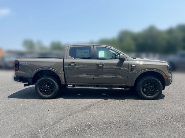 New 2026 Ford Ranger Lariat w/ FX4 Off-Road Package AWD/4WD image 9