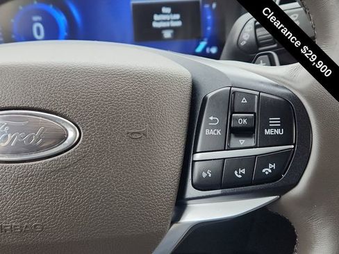 Used 2020 Ford Explorer Platinum w/ Premium Technology Package image 41