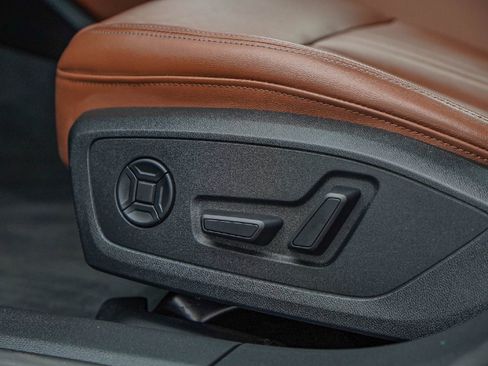 Certified 2023 Audi A7 3.0T Premium w/ Convenience Package image 23