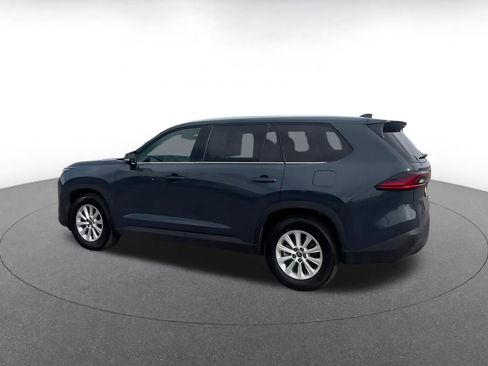 Used 2025 Toyota Grand Highlander FWD image 10