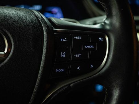 Used 2020 Lexus ES 350 w/ Premium Package FWD image 18