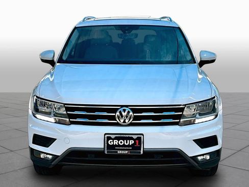 Used 2021 Volkswagen Tiguan SEL w/ 3-Row Tiguan MDO Package FWD image 4